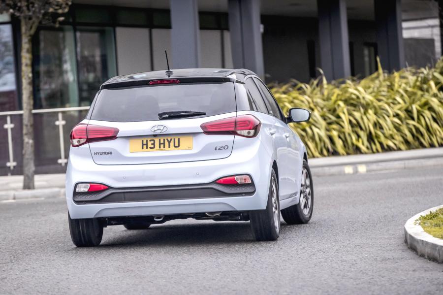  Hyundai i20 Play (IB) 2019 года  (UK) (фото 34 из 42)